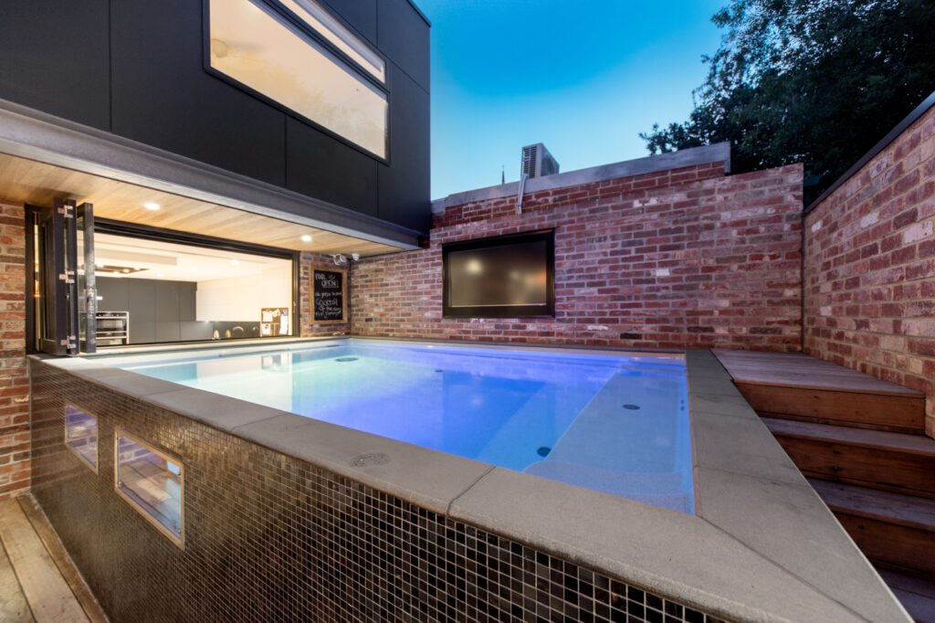 Compass Pools Australia Above Ground Saltwater Plunge 5.2 Fibreglass Pool With Windows Richmond Vic 05